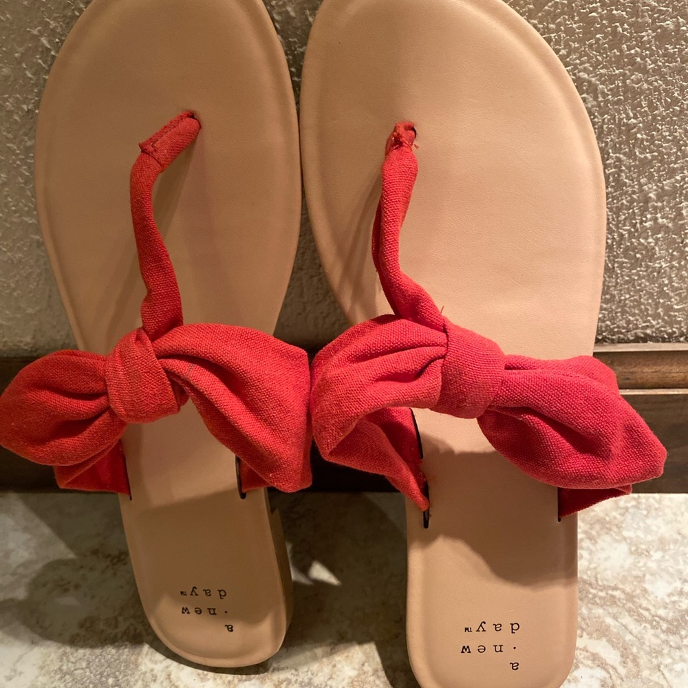 Hannah Knotted Bow Flip Flop Sandals A New Day Size 8 Red Knot Tie - Picture 5 of 7